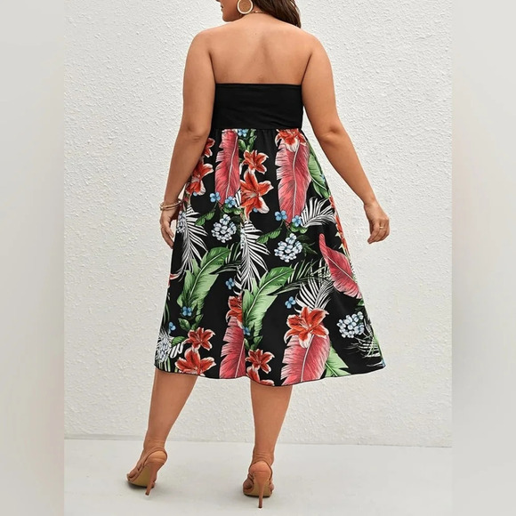 Shein-  Tropical Print Split Thigh A-Line Tube Dress - Picture 5 of 7